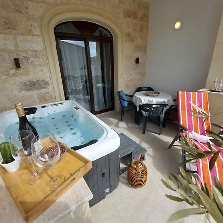 Fl 2 Ta'Lonza Luxury With Hot Tub By Homely Mellieħa Exteriér fotografie